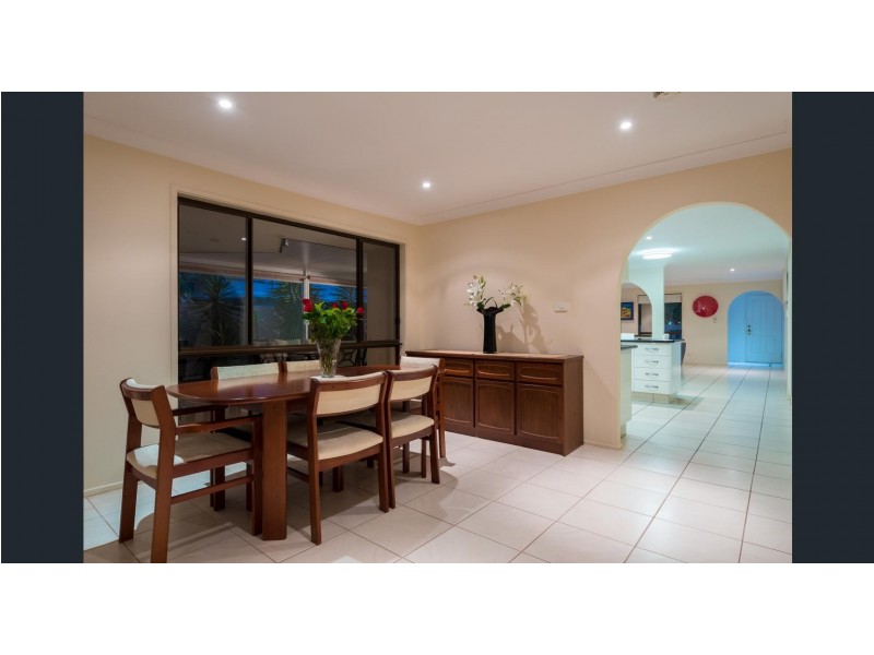 31 Walter Raleigh Crescent, Hollywell QLD 4216