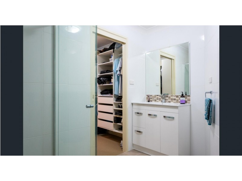 31 Walter Raleigh Crescent, Hollywell QLD 4216