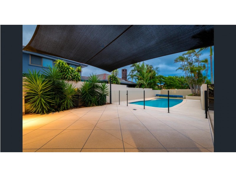 31 Walter Raleigh Crescent, Hollywell QLD 4216