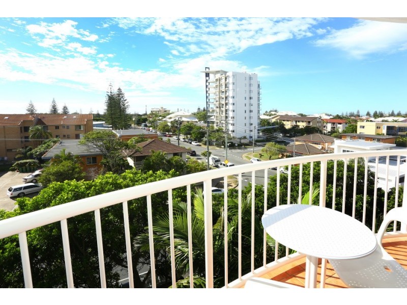 Broadbeach QLD 4218