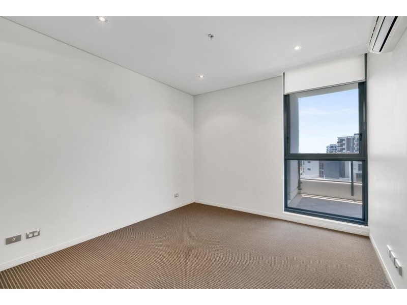 1101/2 Aqua Street, Southport QLD 4215