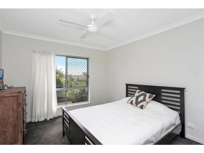 68 Sea Eagle Drive, Burleigh Waters QLD 4220