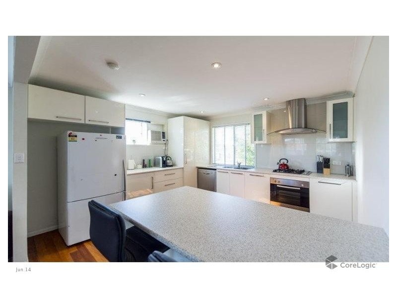 1/48 Government Road, Labrador QLD 4215