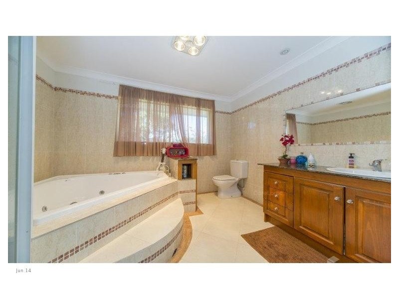 1/48 Government Road, Labrador QLD 4215