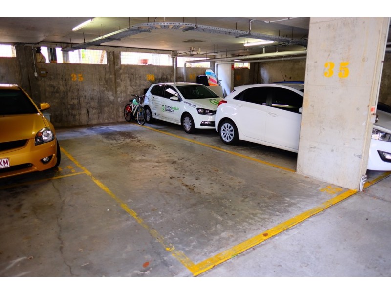 35/30 Monaco Street, Surfers Paradise QLD 4217