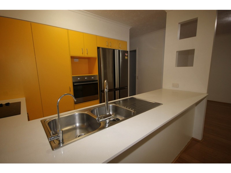 155/10 Alexandra Avenue, Mermaid Beach QLD 4218