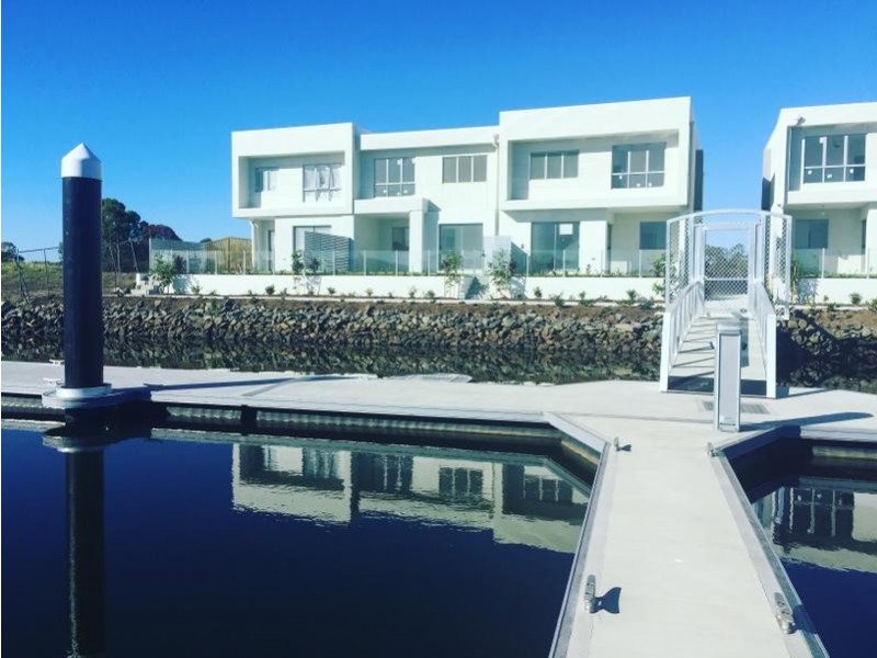 15/156 Marina Quay, Hope Island QLD 4212