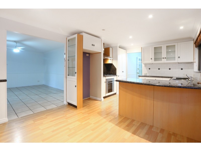 11 Harper Street, Molendinar QLD 4214