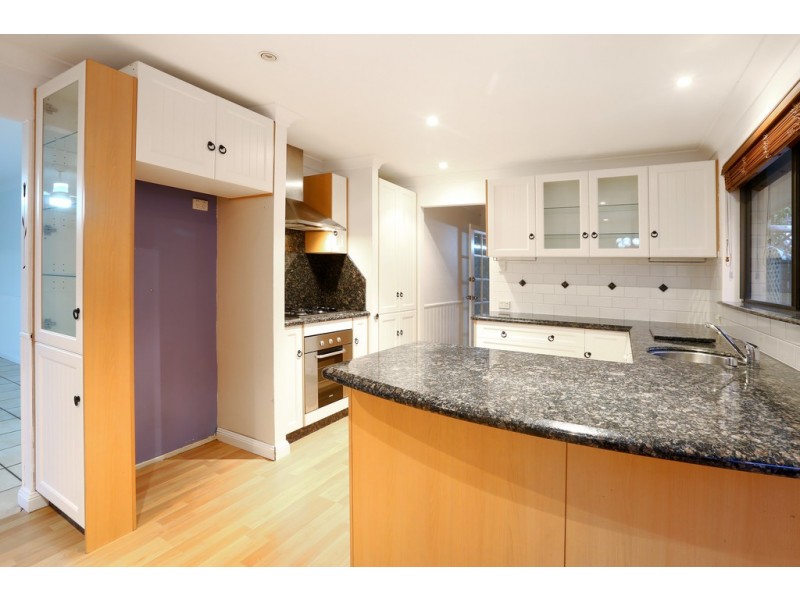 11 Harper Street, Molendinar QLD 4214