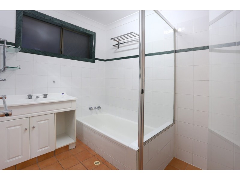 11 Harper Street, Molendinar QLD 4214