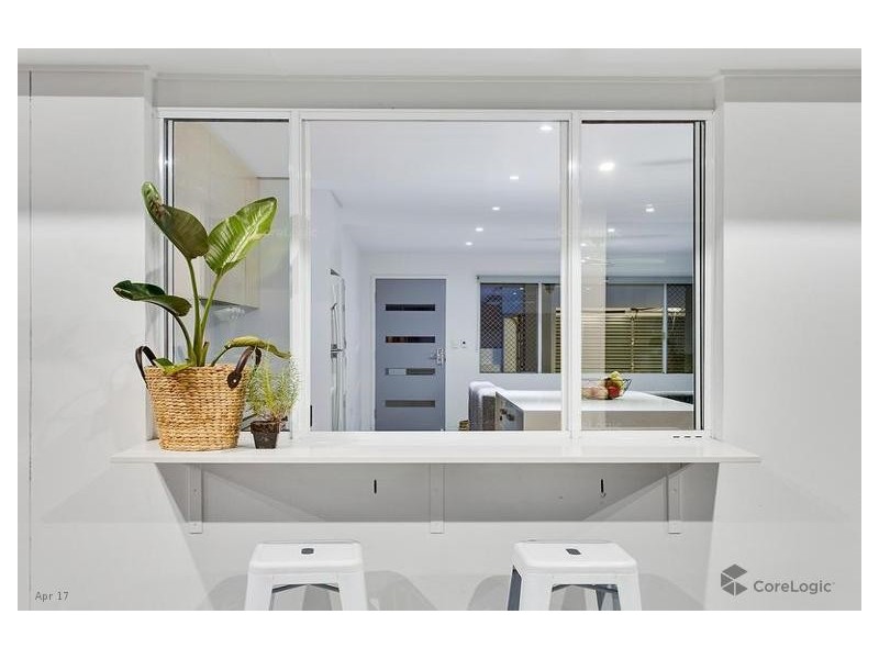 30 Japonica Drive, Palm Beach QLD 4221