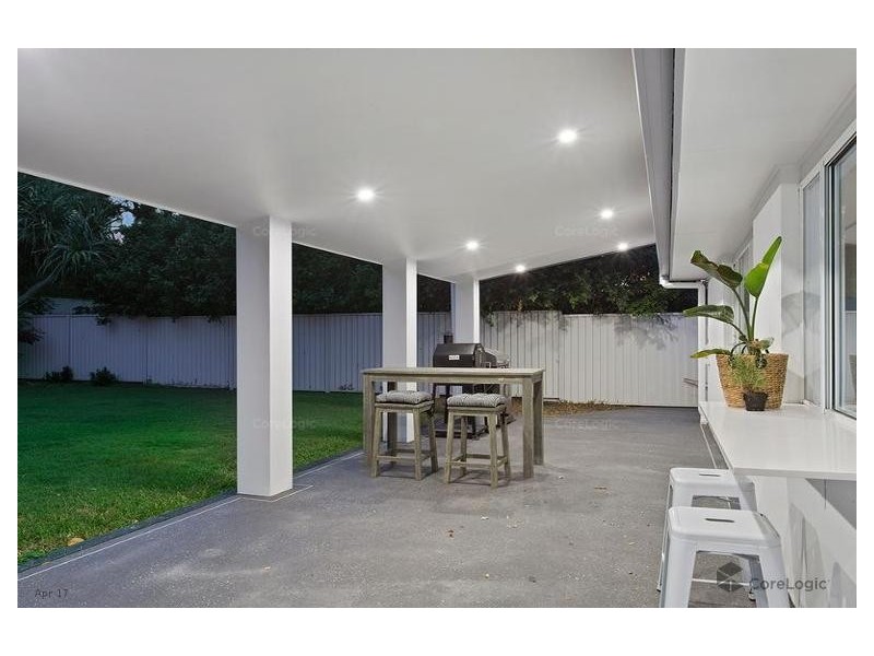 30 Japonica Drive, Palm Beach QLD 4221