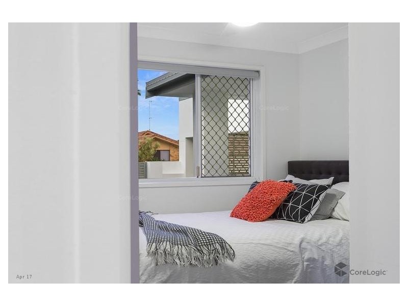 30 Japonica Drive, Palm Beach QLD 4221
