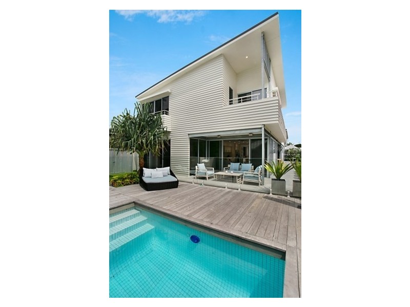50 Brindisi Avenue, Isle Of Capri QLD 4217