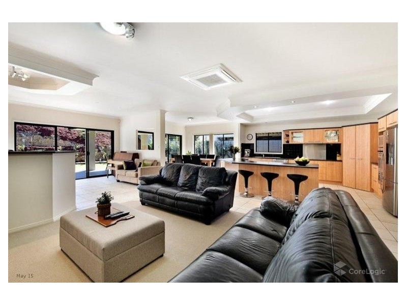 15 Winton Terrace, Varsity Lakes QLD 4227