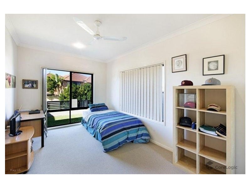15 Winton Terrace, Varsity Lakes QLD 4227