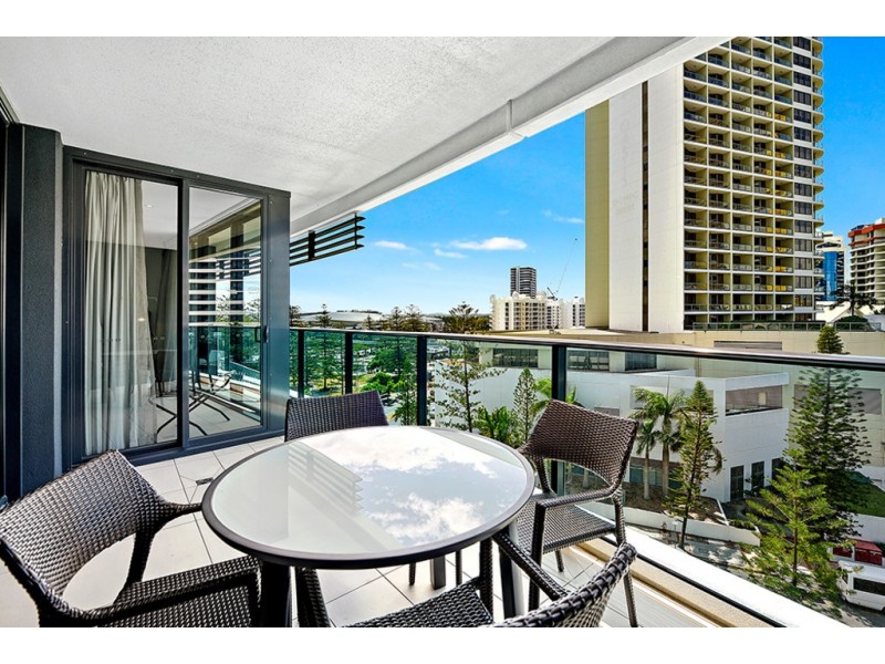 20604 “The Oracle” 21 Elizabeth Ave, Broadbeach QLD 4218