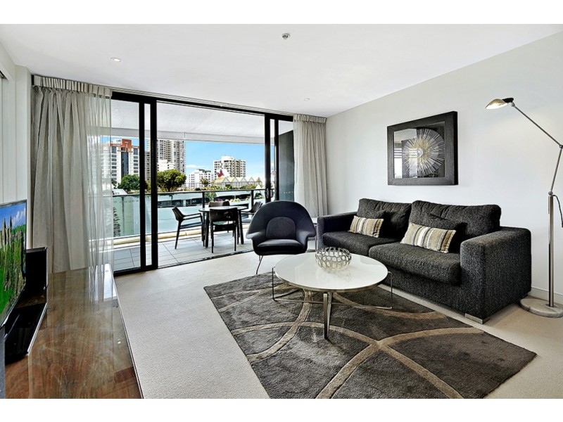 20604 “The Oracle” 21 Elizabeth Ave, Broadbeach QLD 4218