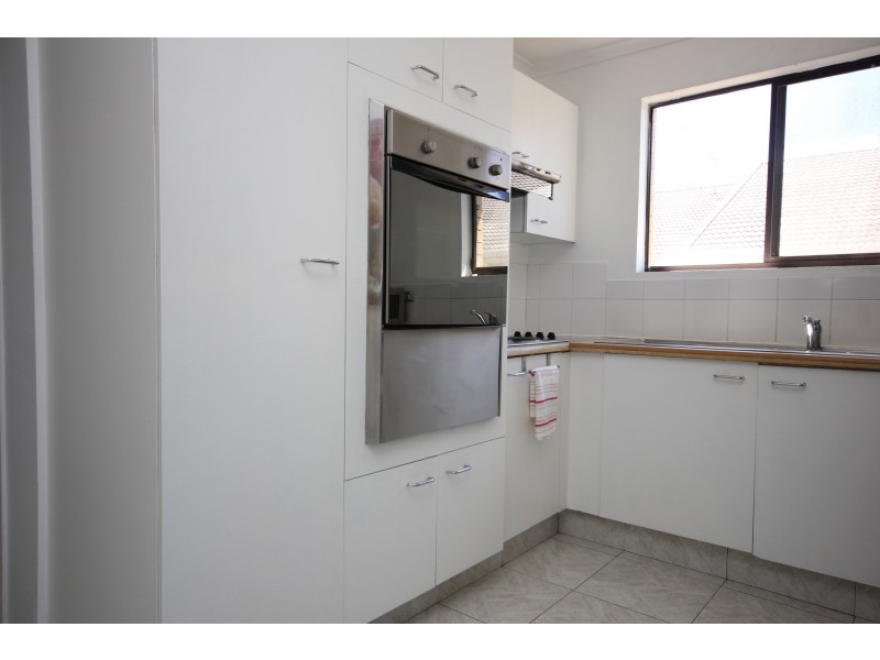 5/152 Surf Parade, Broadbeach QLD 4218