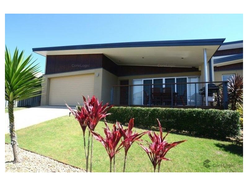 2/1 Leiden, Reedy Creek QLD 4227