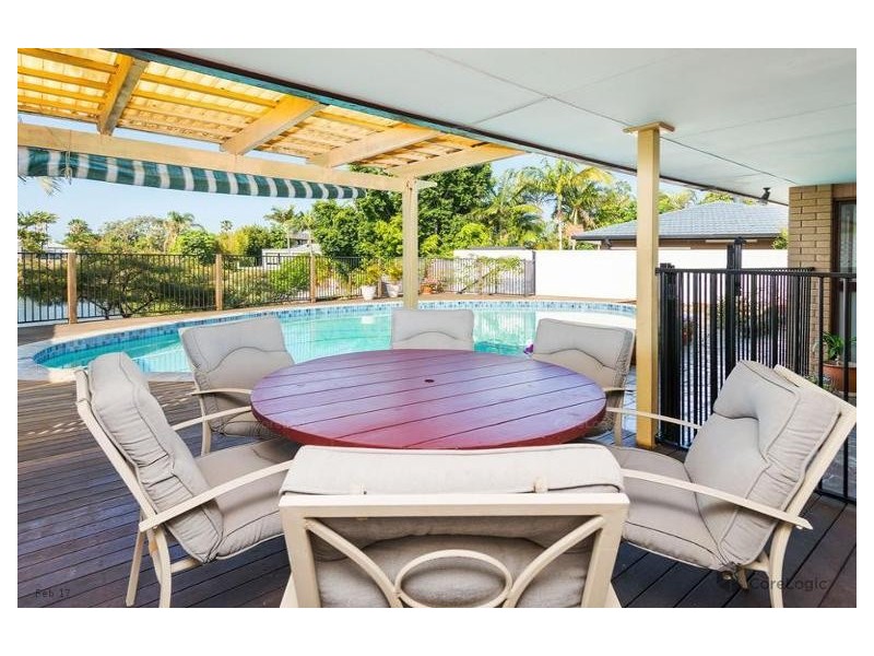 5 Balmoral Avenue, Bundall QLD 4217