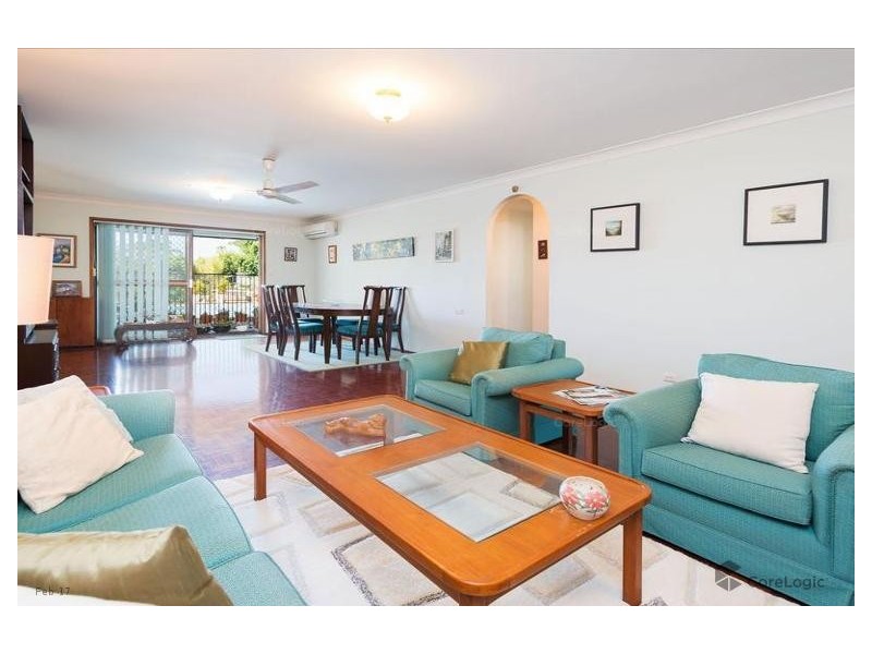 5 Balmoral Avenue, Bundall QLD 4217