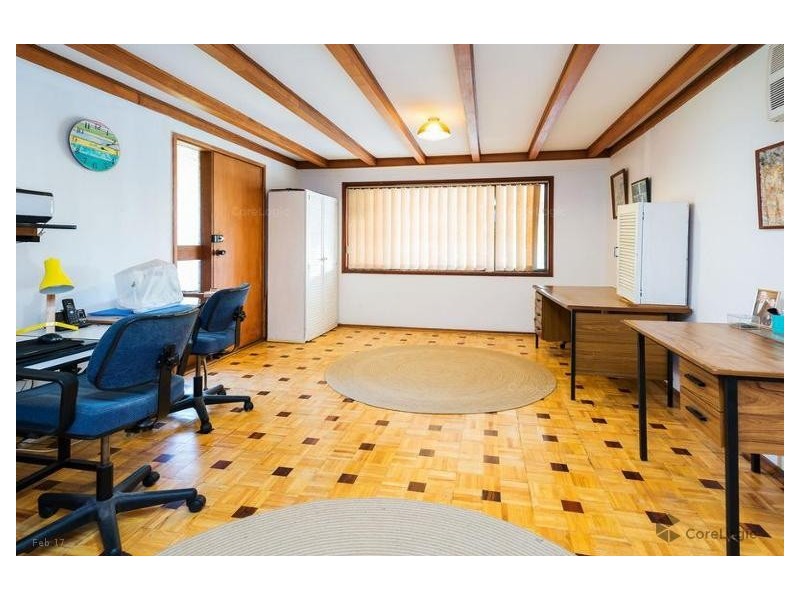 5 Balmoral Avenue, Bundall QLD 4217