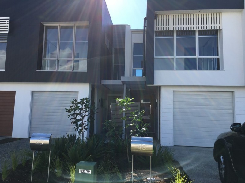 43 Evergreen View, Robina QLD 4226