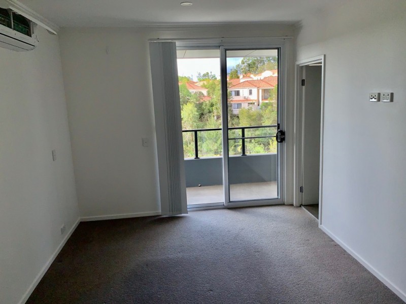 43 Evergreen View, Robina QLD 4226