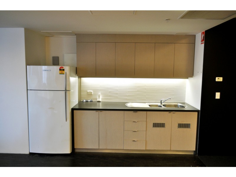 2103/5 Lawson Street, Southport QLD 4215