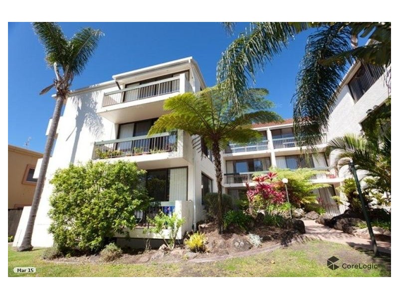 1/13 Federation Avenue, Broadbeach QLD 4218