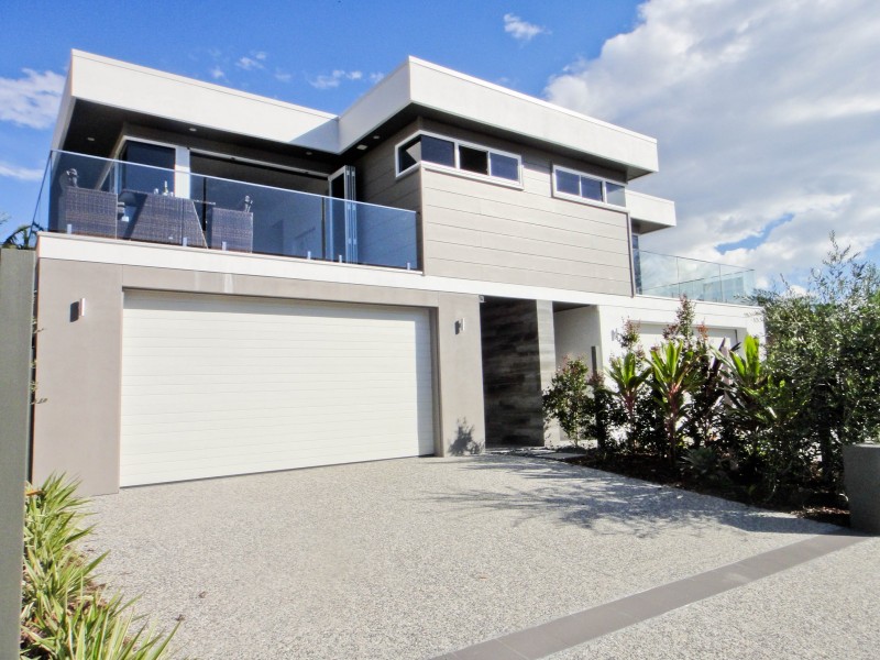 28 Blondell Avenue, Surfers Paradise QLD 4217
