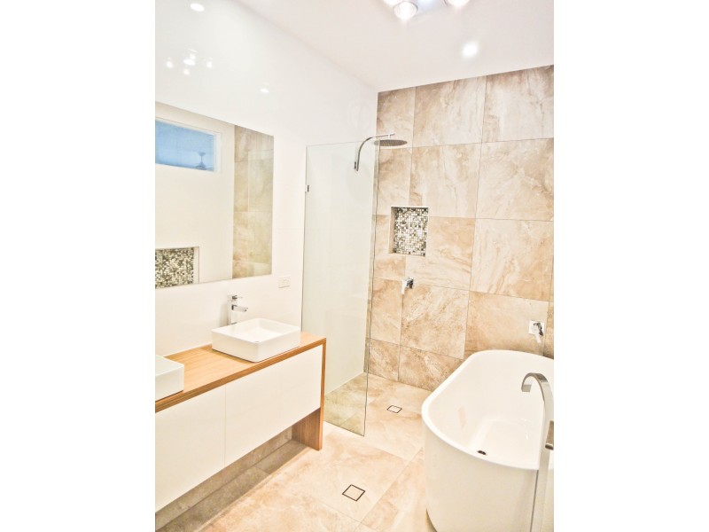 28 Blondell Avenue, Surfers Paradise QLD 4217