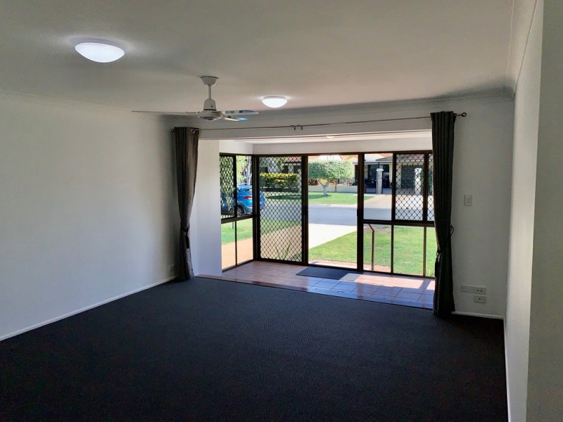 18 Lee Road, Runaway Bay QLD 4216