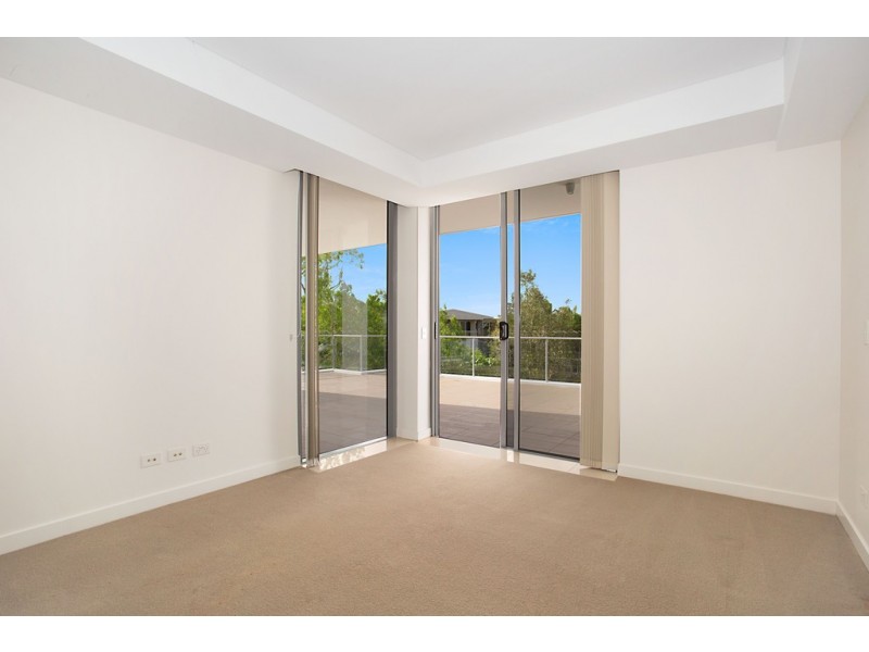 121/135 Lakelands Drive, Merrimac QLD 4226