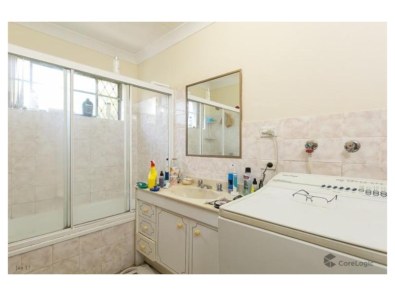 2/53 Bayview St, Runaway Bay QLD 4216