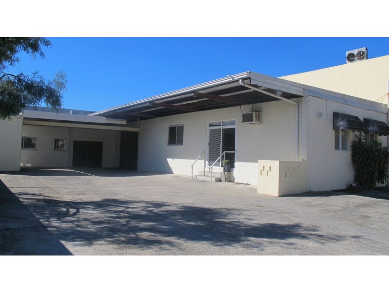 3 Brightlands Court, Mermaid Waters QLD 4218