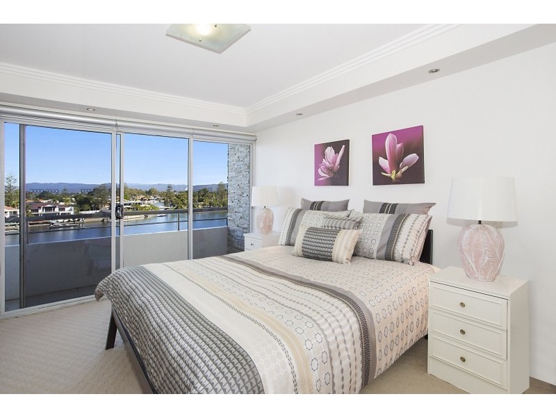 23 ‘Point Bennelong’ 1 Peninsular Drive, Surfers Paradise QLD 4217