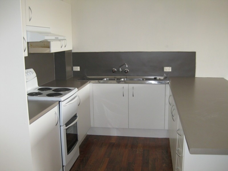17/112 Stanhill Drive, Chevron Island QLD 4217