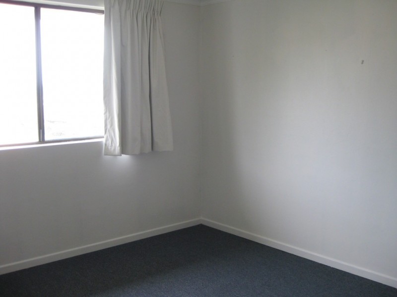 17/112 Stanhill Drive, Chevron Island QLD 4217