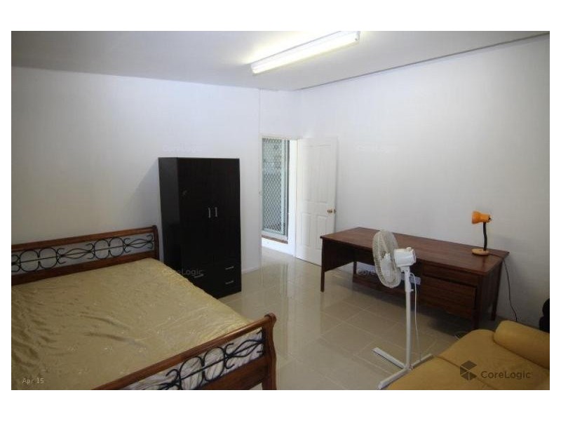 167 Benowa Road, Ashmore QLD 4214