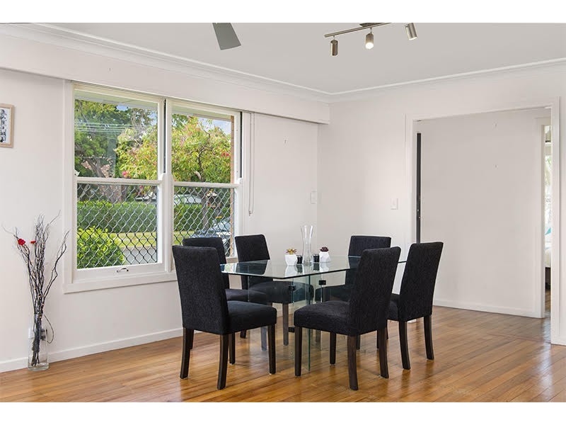 54 Worendo Street, Southport QLD 4215