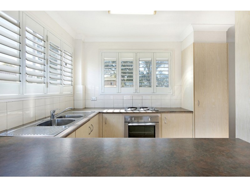 6/27 Duet Drive, Mermaid Waters QLD 4218