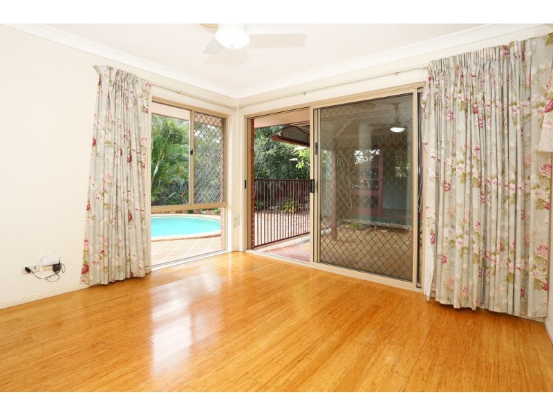 22 Jamieson Drive, Parkwood QLD 4214