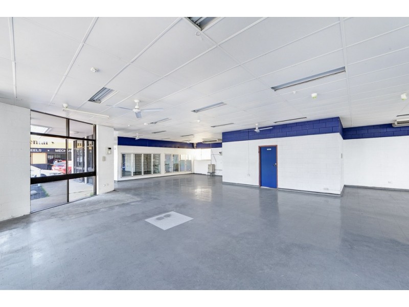 177 Government Road, Labrador QLD 4215