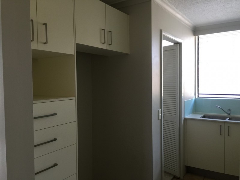 6/13 Australia Ave, Broadbeach QLD 4218