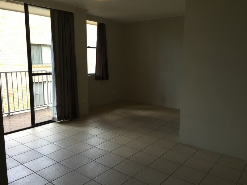 6/13 Australia Ave, Broadbeach QLD 4218