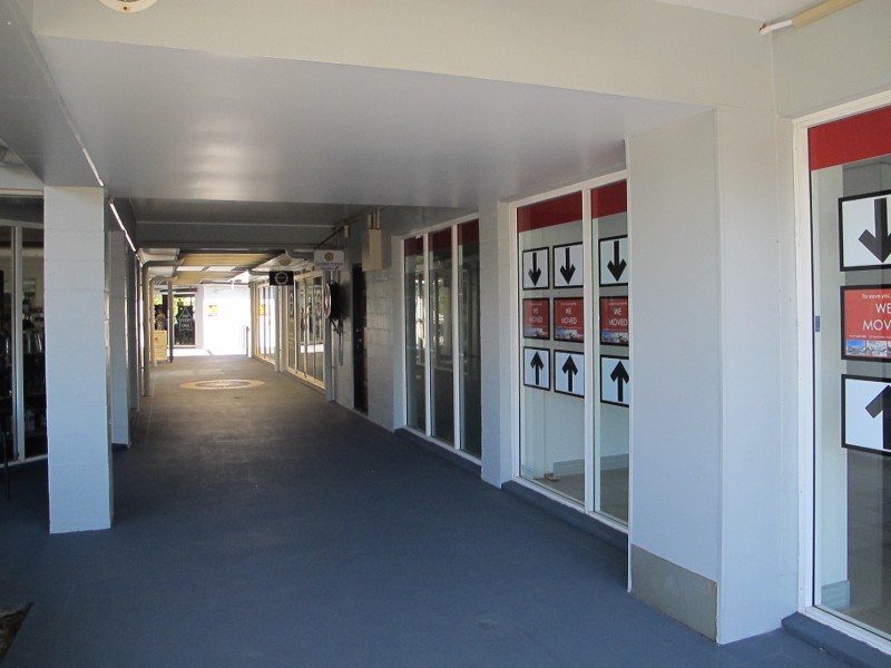 10/217 Ron Penhaligon Way, Robina QLD 4226