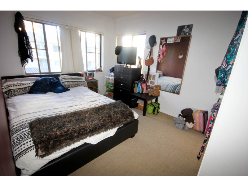 9/17 Frederick Street, Surfers Paradise QLD 4217