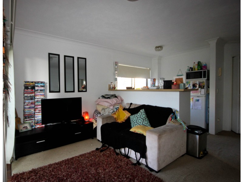 9/17 Frederick Street, Surfers Paradise QLD 4217